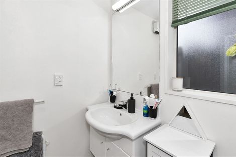 Photo of property in 2a Defoe Place, Waltham, Christchurch, 8023