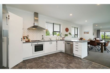 Photo of property in 12 Moa Street, Waikiwi, Invercargill, 9810