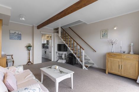 Photo of property in 3/16 Willerton Avenue, New Lynn, Auckland, 0600