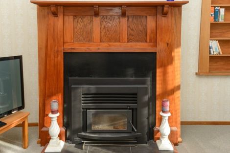 Photo of property in 15 Saint Marys Road, Waipukurau, 4200