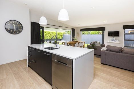 Photo of property in 21 Brentwood Street, Trentham, Upper Hutt, 5018