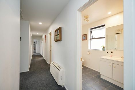 Photo of property in 64 Watt Road, Otatara, Invercargill, 9879