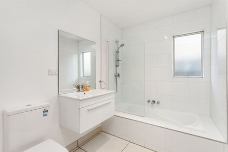 Photo of property in 13 Jennifer Street, Bryndwr, Christchurch, 8053