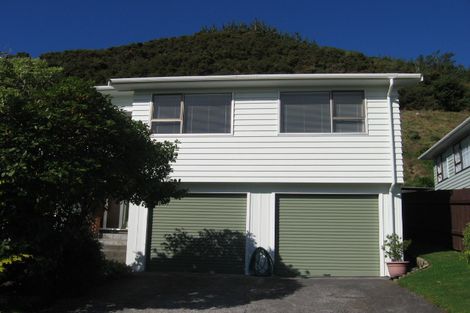 Photo of property in 43 Woodman Drive, Tawa, Wellington, 5028