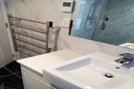 Photo of property in 75 Rosewell Crescent, Flat Bush, Auckland, 2019