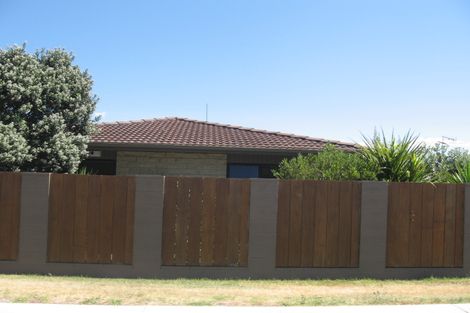 Photo of property in 274 Pukehina Parade, Pukehina, Te Puke, 3189