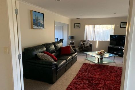 Photo of property in 6 Franshell Crescent, East Tamaki, Auckland, 2013