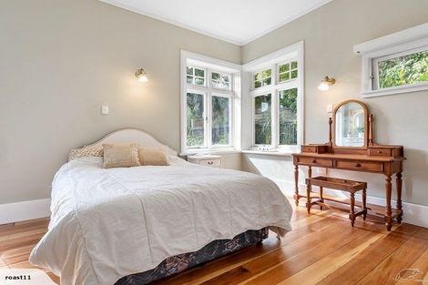 Photo of property in 16 Upland Road, Kelburn, Wellington, 6012