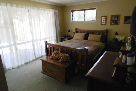 Photo of property in 82b Avonhead Road, Avonhead, Christchurch, 8042