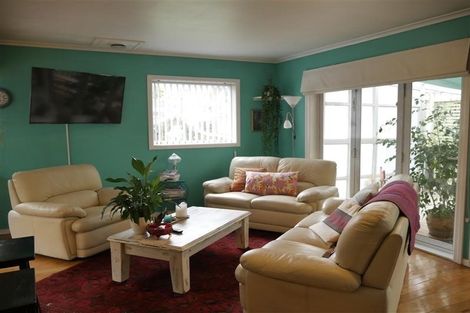 Photo of property in 9 Willow Place, Horahora, Whangarei, 0110