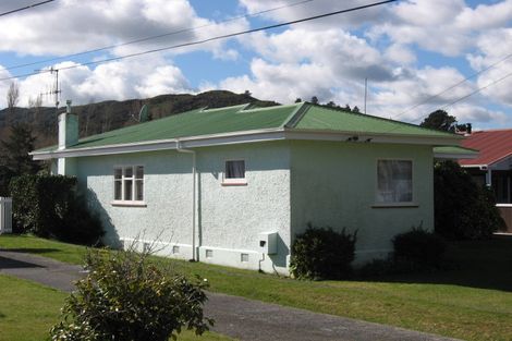 Photo of property in 14 Burden Avenue, Wainuiomata, Lower Hutt, 5014