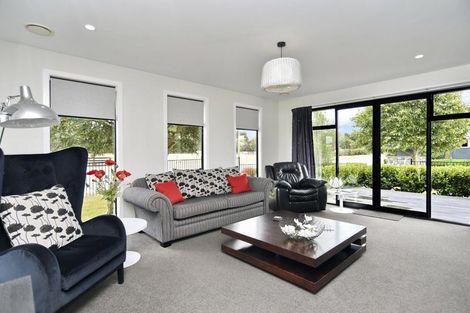 Photo of property in 292 West Belt, Rangiora, 7400