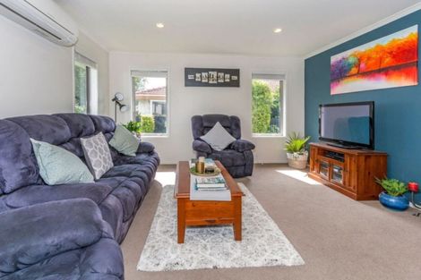 Photo of property in 51 Orrick Crescent, Avondale, Christchurch, 8061