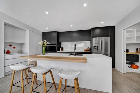 Photo of property in 57 Brooklands Road, Brooklands, New Plymouth, 4310