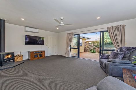 Photo of property in 13 Brooker Place, Kirwee, Darfield, 7571