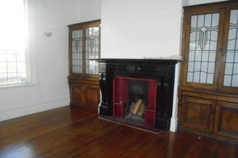 Photo of property in 7a Hawker Street, Mount Victoria, Wellington, 6011