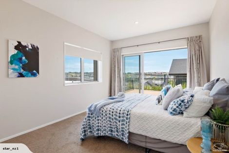 Photo of property in 18 Discovery Drive, Gulf Harbour, Whangaparaoa, 0930
