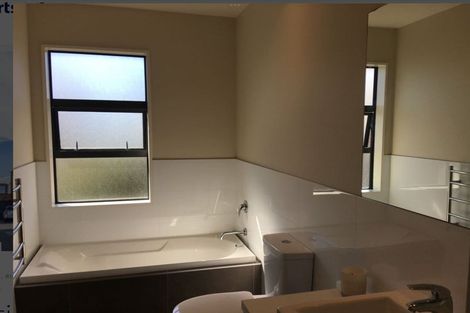 Photo of property in 17b Burdale Street, Riccarton, Christchurch, 8011