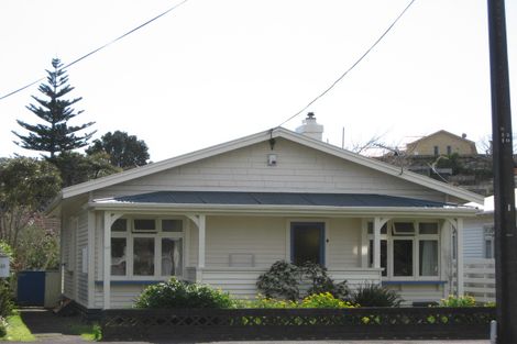 Photo of property in 88 Tukapa Street, Westown, New Plymouth, 4310