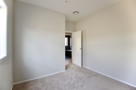 Photo of property in 9 Babina Avenue, Kumeu, 0810