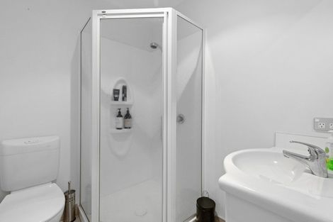 Photo of property in 2h Riro Street, Hamilton East, Hamilton, 3216