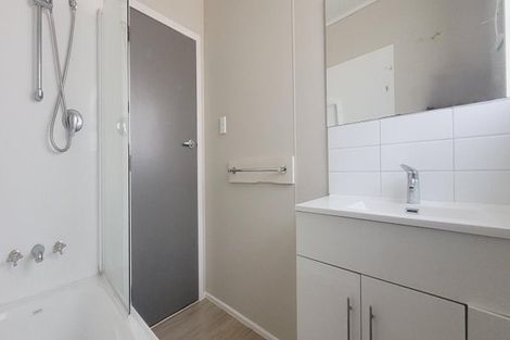 Photo of property in 54 Davidson Crescent, Tawa, Wellington, 5028