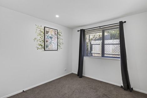 Photo of property in 6b Clerke Place, Marfell, New Plymouth, 4310