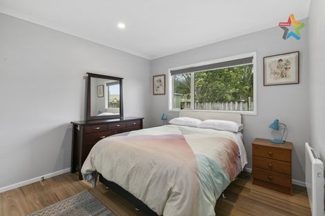 Photo of property in 13 Woodland Mews, Wainuiomata, Lower Hutt, 5014