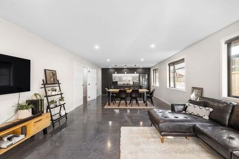 Photo of property in 5 Howden Drive, Jacks Point, 9371