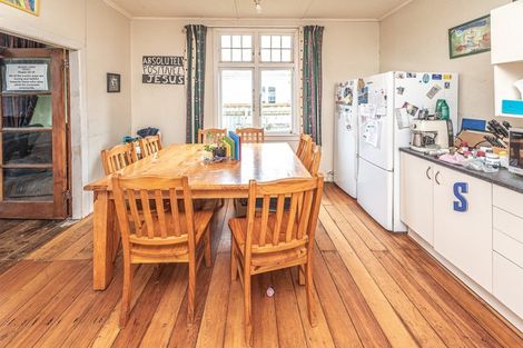 Photo of property in 24 Kings Avenue, Gonville, Whanganui, 4501