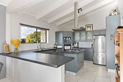 Photo of property in 129 Parklands Avenue, Bell Block, New Plymouth, 4312