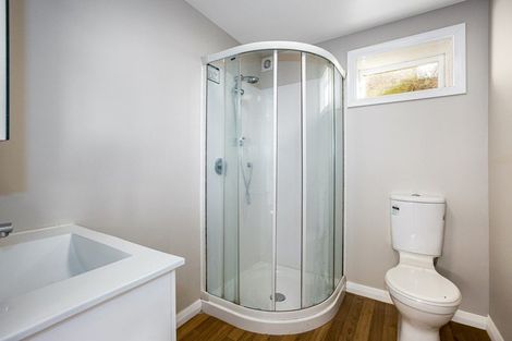 Photo of property in 15 Connaught Terrace, Brooklyn, Wellington, 6021