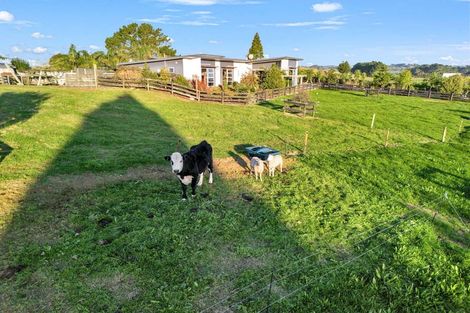 Photo of property in 351 Henwood Road, Hillsborough, New Plymouth, 4372