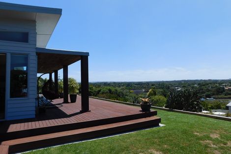 Photo of property in 17 Rarere Terrace, Kerikeri, 0230