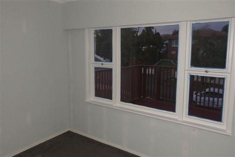 Photo of property in 14 Dreadon Road, Manurewa, Auckland, 2102