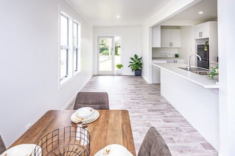Photo of property in 89 Great North Road, Saint Johns Hill, Whanganui, 4501