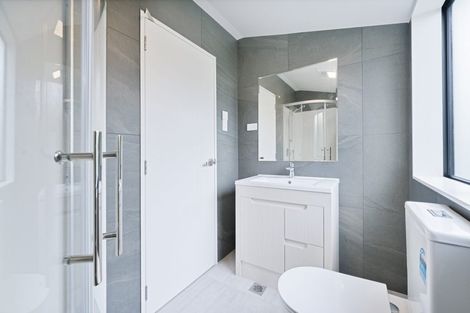 Photo of property in 18/106 Triangle Road, Massey, Auckland, 0614