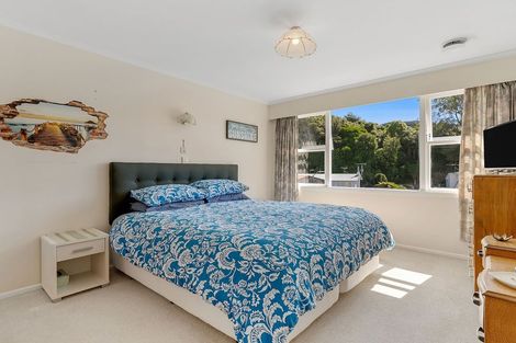 Photo of property in 35 Pembroke Street, Tawa, Wellington, 5028
