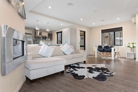 Photo of property in 18 Gyle Place, Pyes Pa, Tauranga, 3112