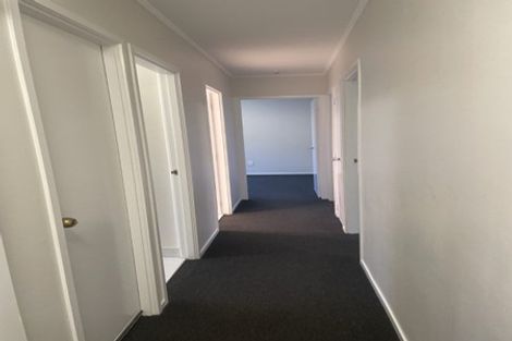 Photo of property in 227 Titirangi Road, Titirangi, Auckland, 0604