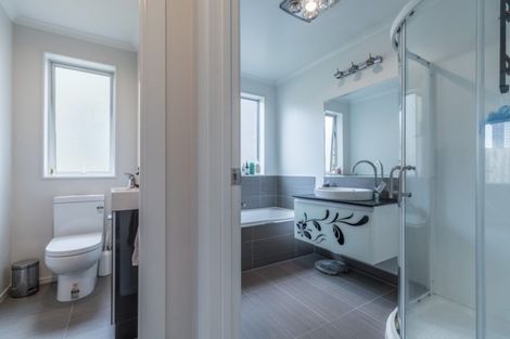 Photo of property in 6 Allendale Place, Morrinsville, 3300