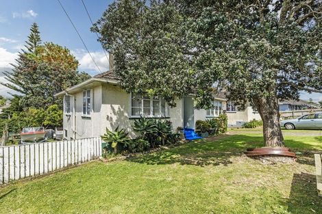 Photo of property in 35 Torino Street, Point England, Auckland, 1072