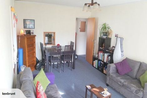 Photo of property in 3/4 Scarborough Terrace, Mount Victoria, Wellington, 6011