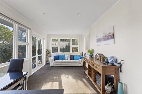 Photo of property in 12 Newport Street, Avondale, Christchurch, 8061