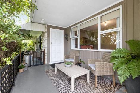 Photo of property in 1a Everest Avenue, Havelock North, 4130