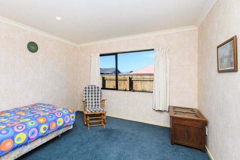 Photo of property in 16 Presidential Drive, Milson, Palmerston North, 4414
