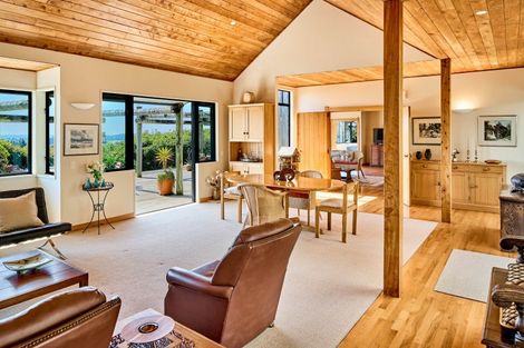 Photo of property in 57 Octavius Road, Peka Peka, Waikanae, 5391