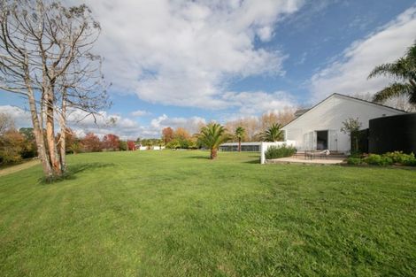 Photo of property in 726 State Highway 16, Kumeu, Waimauku, 0883