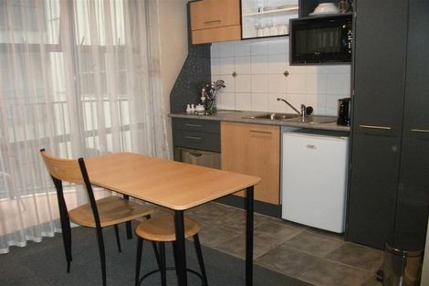 Photo of property in Atrium Apartments, 3g/154 The Terrace, Wellington Central, Wellington, 6011