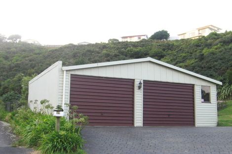 Photo of property in 8 Appleton Place, Karori, Wellington, 6012